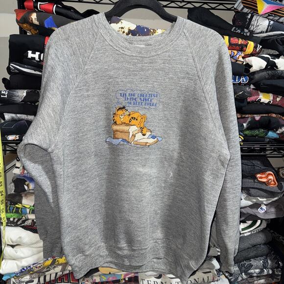 Vintage 80s Garfield Embroidered Gray Sweater Size Large - Picture 1 of 4